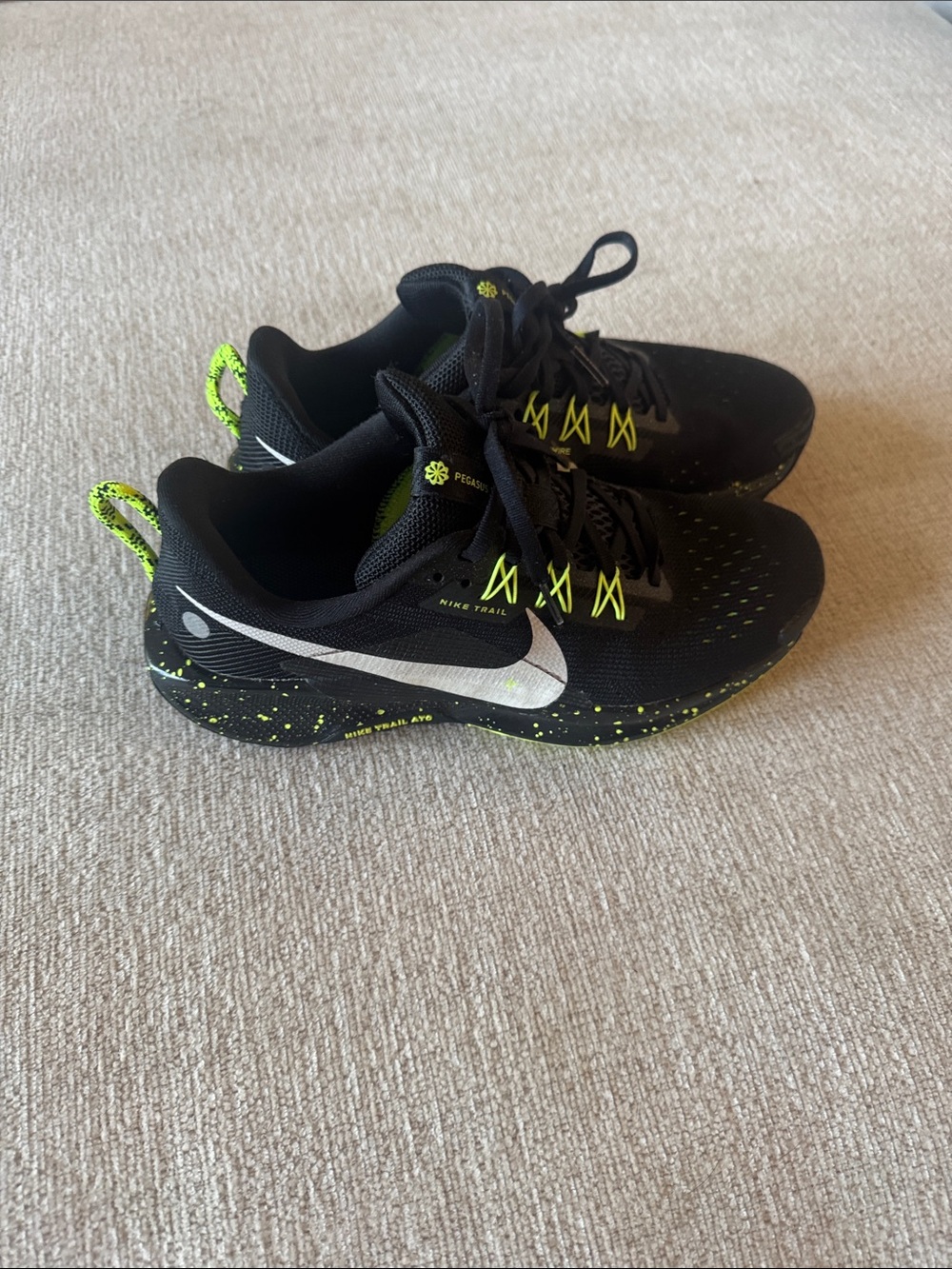 Nike womens Black and Neon green Trail Sneakers